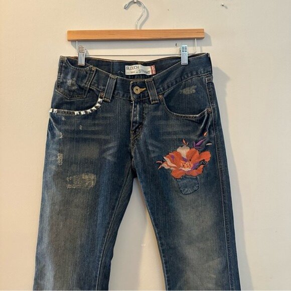 Levi’s 504 Slouch Straight Distressed Studded Floral Embroidered Jeans Sz 7 M - Picture 5 of 14